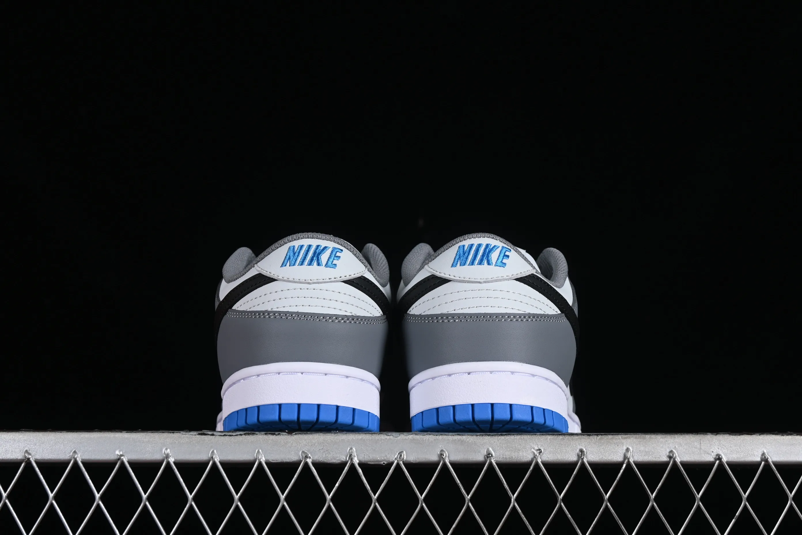All categories Nk SB Dunk series Nk SB Dunk Low low-top sneakers Nk Dunk Low white blue gray SB low-top casual sneakers FB9109-001